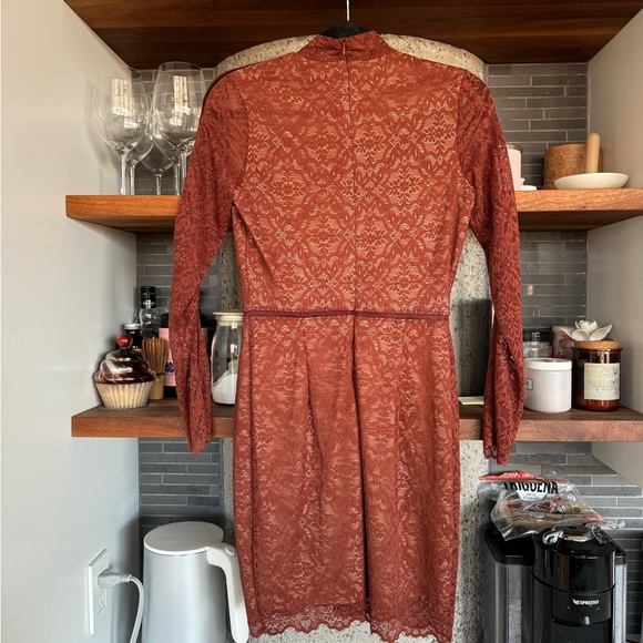 Aritzia Wilfred Janvry Lace Bodycon Dress NWOT - Picture 2 of 7